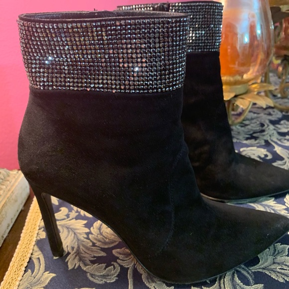 Stuart Weitzman Suede sparkling boots. - Picture 2 of 8